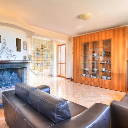 Holiday home Amazing In With Wifi *